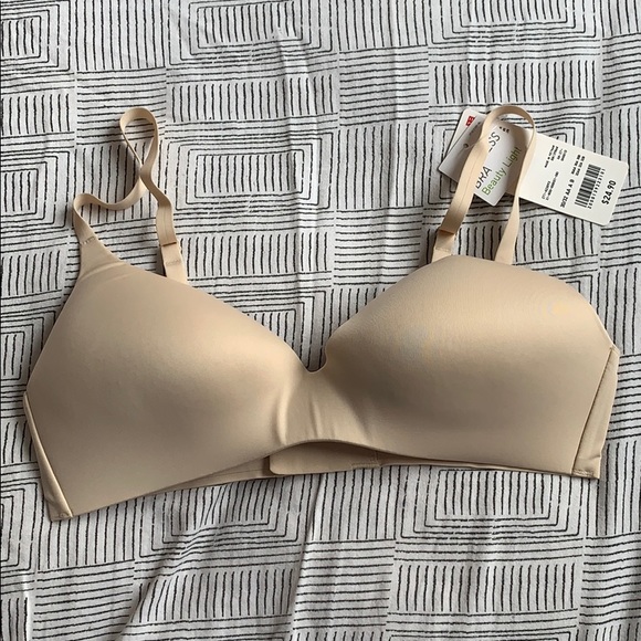 Uniqlo Other - Uniqlo wireless bra